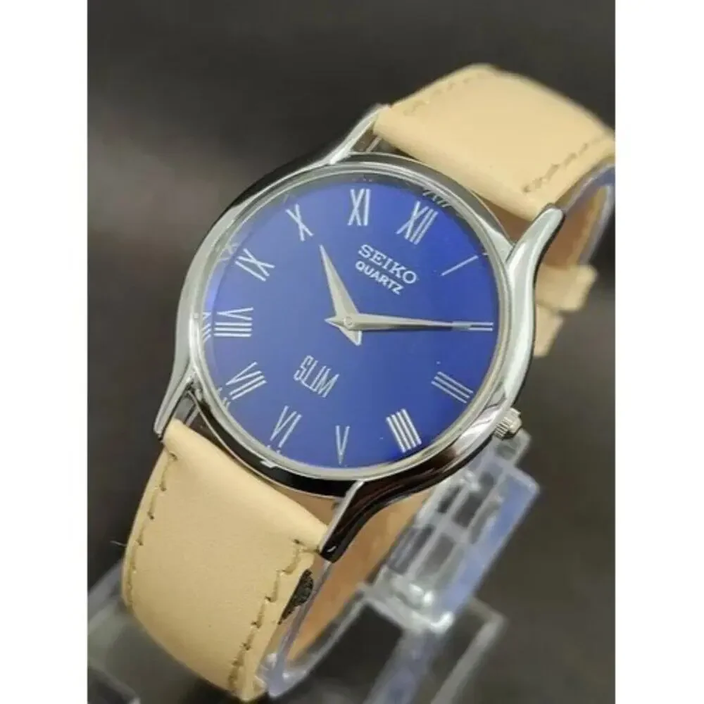 Vintage Style Seiko Quartz Mens Silver Watch & Blue accents W/ Leather Strap